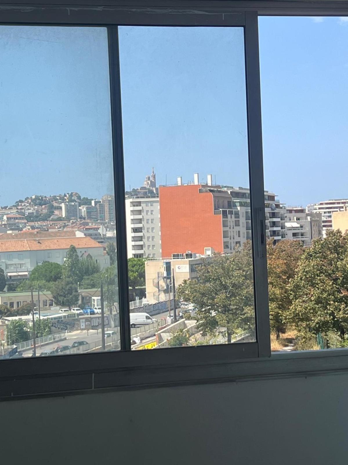 Appartement 2 Chambre Et Grand Sejour 100M2 A 5 Min Du Stade Velodrome Marsella Exterior foto
