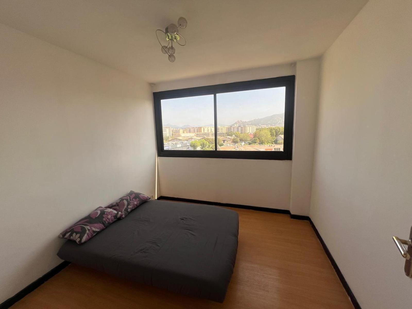 Appartement 2 Chambre Et Grand Sejour 100M2 A 5 Min Du Stade Velodrome Marsella Exterior foto